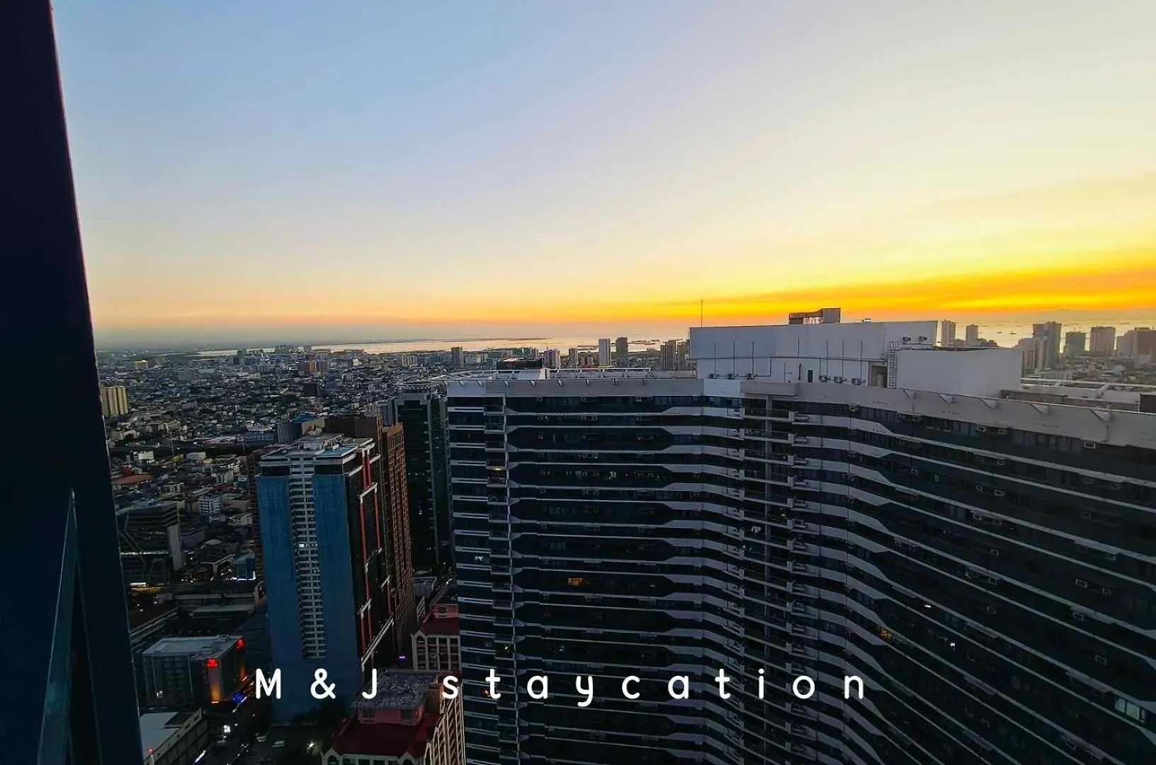 Air Residences Penthouse Makati City 0*,  Fülöp-szigetek
